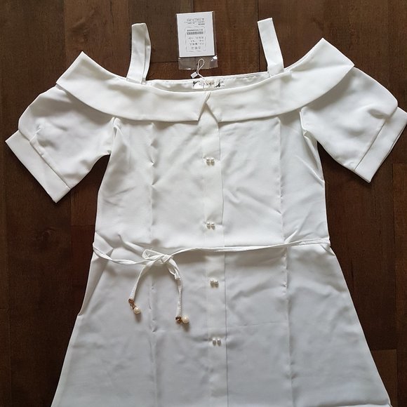 Classic & Best White Cold-Shoulder Dress, One Size - Picture 2 of 9